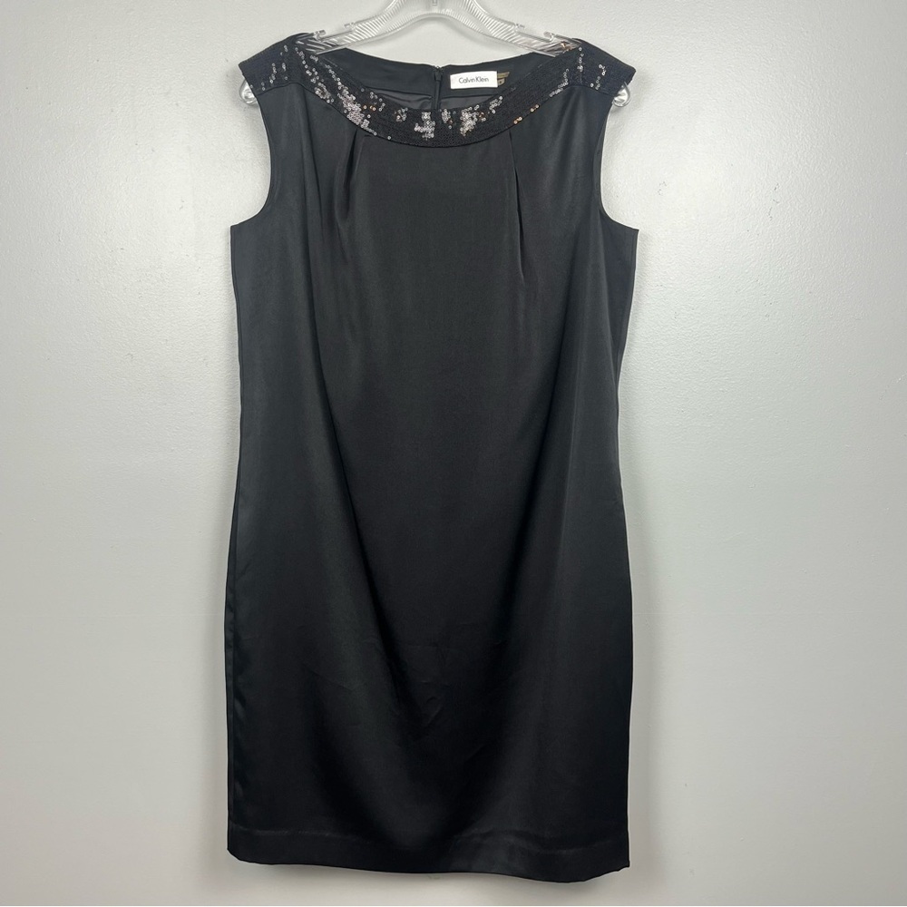 Calvin Klein black satin sleeveless sequin trimmed boatneck shift dress, 8.